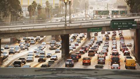 Los Estadounidenses quieren regresar a sus ritmos en las carreteras, pero con otras reglas