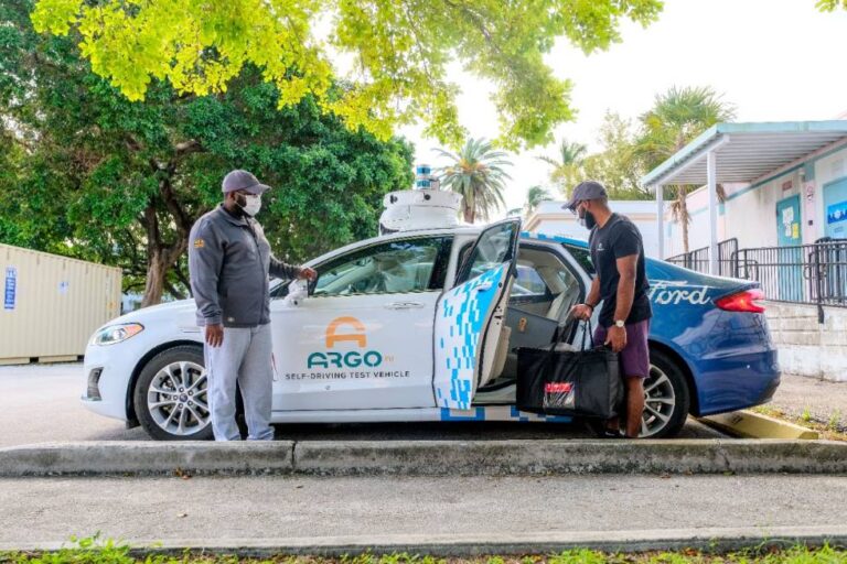 Ford cree que los vehículos autónomos ayudarán a tener un impacto positivo en nuestras comunidades