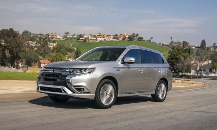 Una singular abuela de Minnesota nos cuenta su experiencia con el Mitsubishi Outlander PHEV