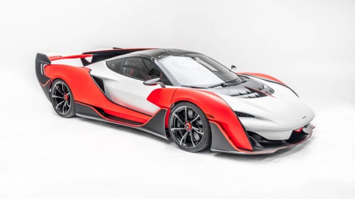 Hace su público debut el McLaren Sabre, un hiper auto que se vende por encargo