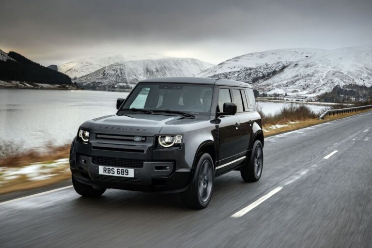 El Land Rover Defender del 2022 llegará a toda potencia
