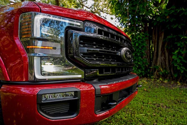 Por primera vez Ford hará que los residuos de automóvil se transforman en piezas 3D