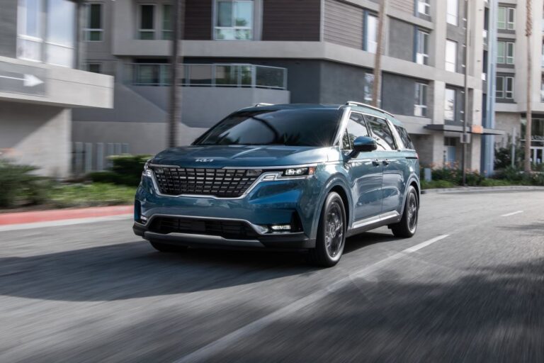 Kia America obtiene dobles honores con el Carnival y el K5