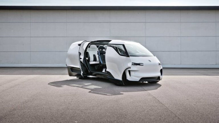 ¿Qué pueden esperar los conductores de Porsche del interior del futuro?