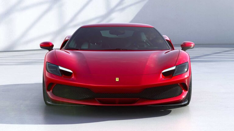 Ferrari ha acordado una asociación a largo plazo con LoveFrom