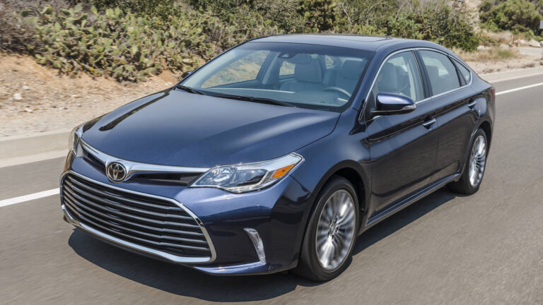 Toyota dejará de fabricar el sedan Avalon