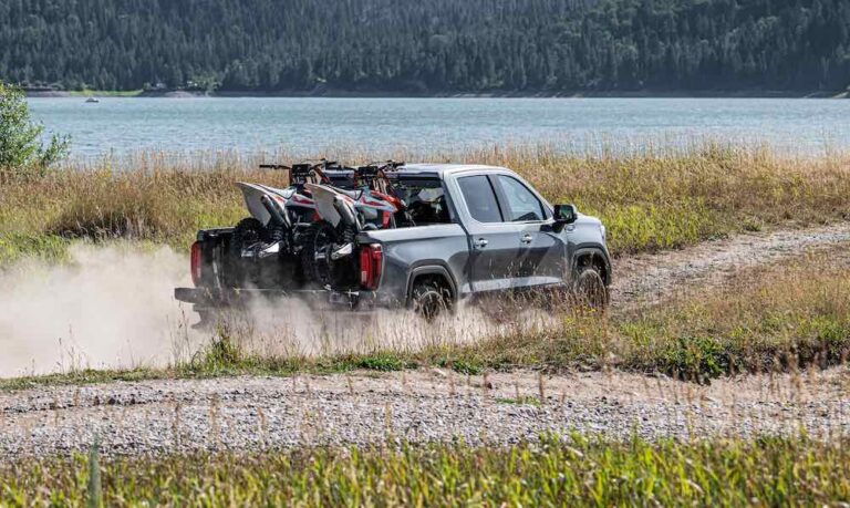 GMC Sierra 1500 Denali del 2021, una pickup fuerte y atractiva