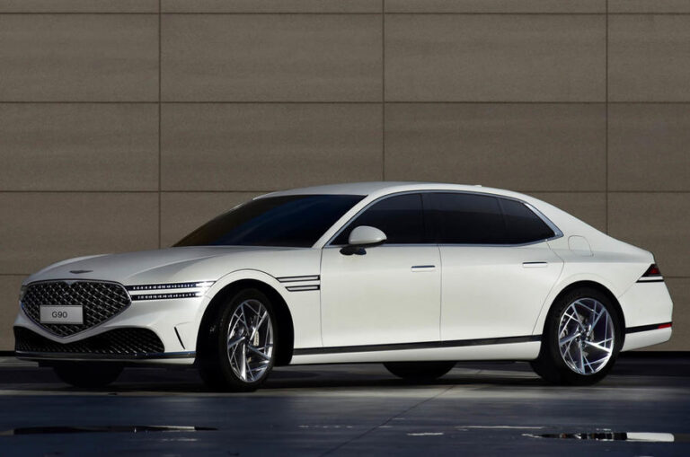 Genesis reveló el exterior de su nuevo sedan de lujo G90