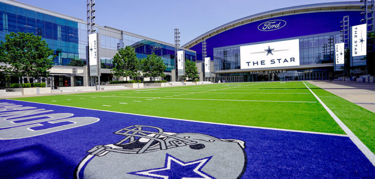 Ford y los Dallas Cowboys se asocian con el Ejército de Salvación para cambiar la vida de un veterano