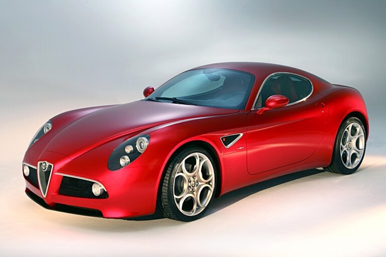 El Alfa Romeo cumple 90 años con una legendaria historia