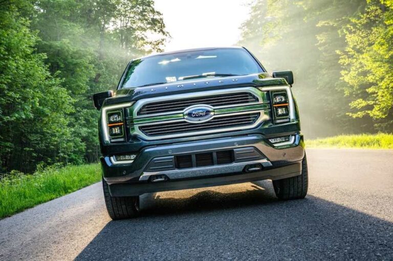 Ford y State Farm se unen para presentar un seguro basado en el uso para propietarios de vehículos nuevos
