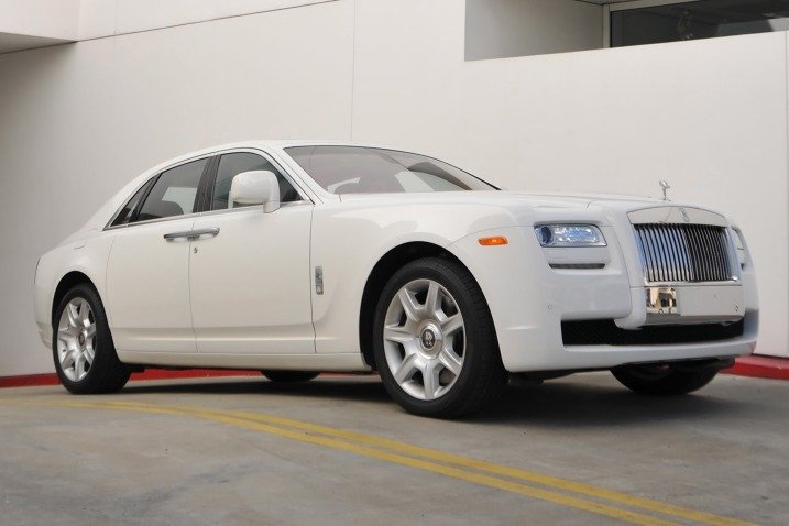 Rolls Royce reporta un récord de ventas en el 2021
