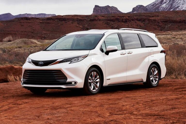 Toyota Sienna del 2022, el siempre fiable minivan familiar