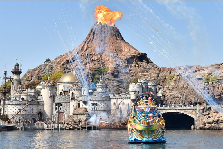 Los 4 mejores y más espectaculares parques de atracciones de Japón