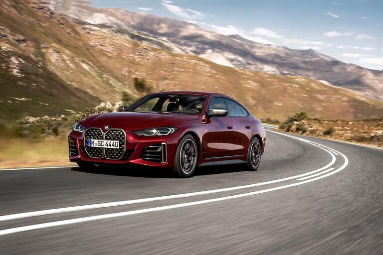 Prueba: BMW M440i Coupe, con nuevo y agresivo estilo para el 2022