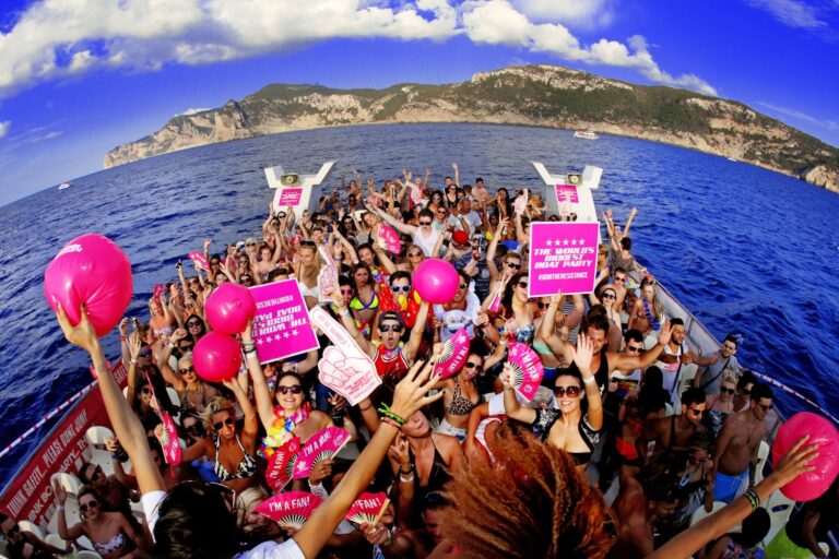 5 destinos del mundo donde disfrutar las mejores fiestas playeras