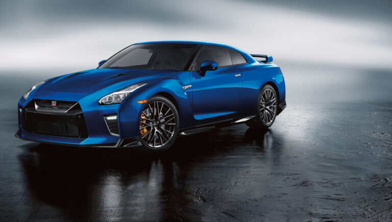 Nissan le pone un saladito precio a su deportivo GT-R del 2023