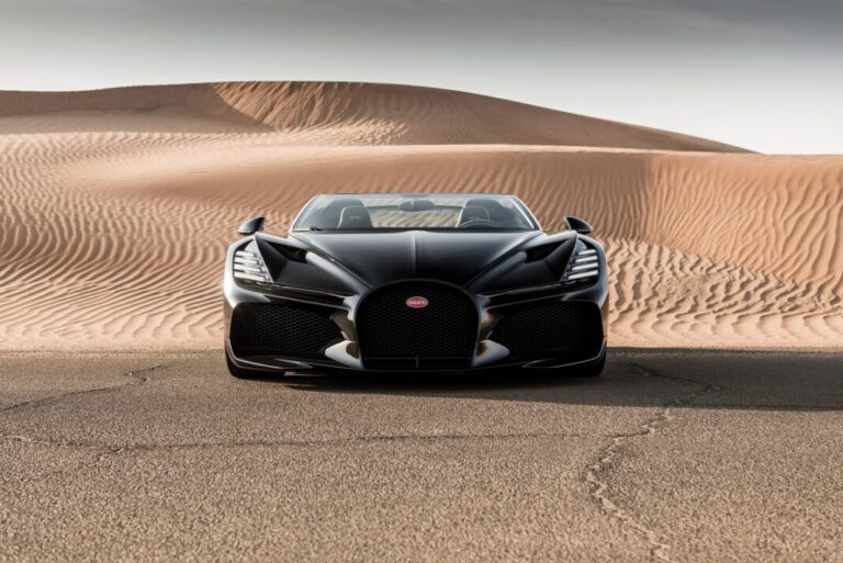 El roadster definitivo de Bugatti, el W16 Mistral, hace su primera aparición en Medio Oriente