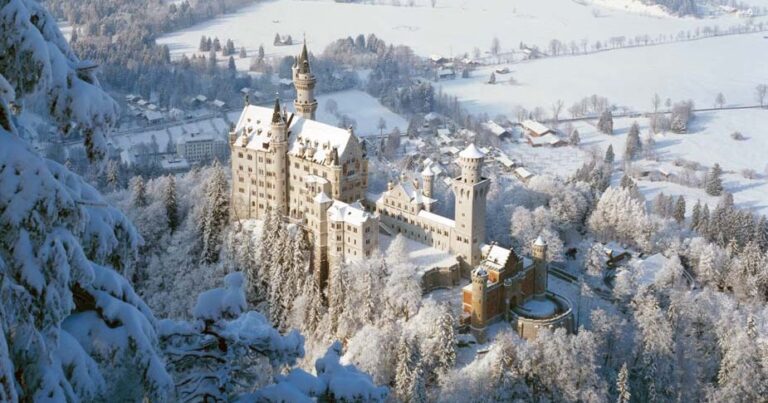 Conoce los 5 castillos de Europa que te llevarán a vivir la aventura de tu vida