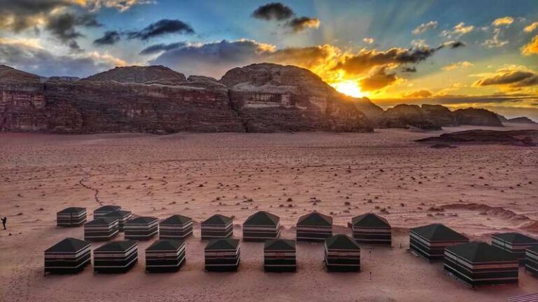 Wadi Rum: Uno de los destinos más espectaculares del mundo como sacado de ‘Star Wars’