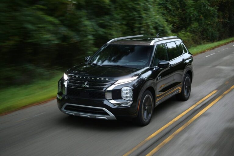 El Mitsubishi Outlander Plug-in Híbrido del 2023 sigue recibiendo condecoraciones