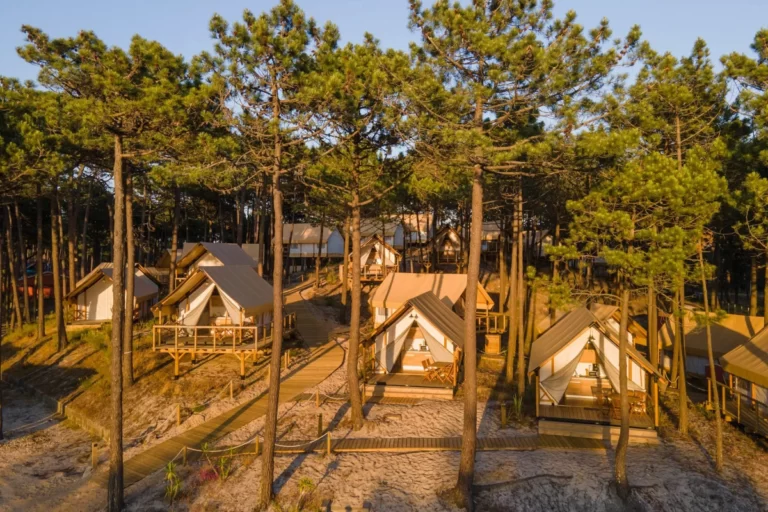 El glamping  de lujo más deseado de Portugal reabre sus puertas