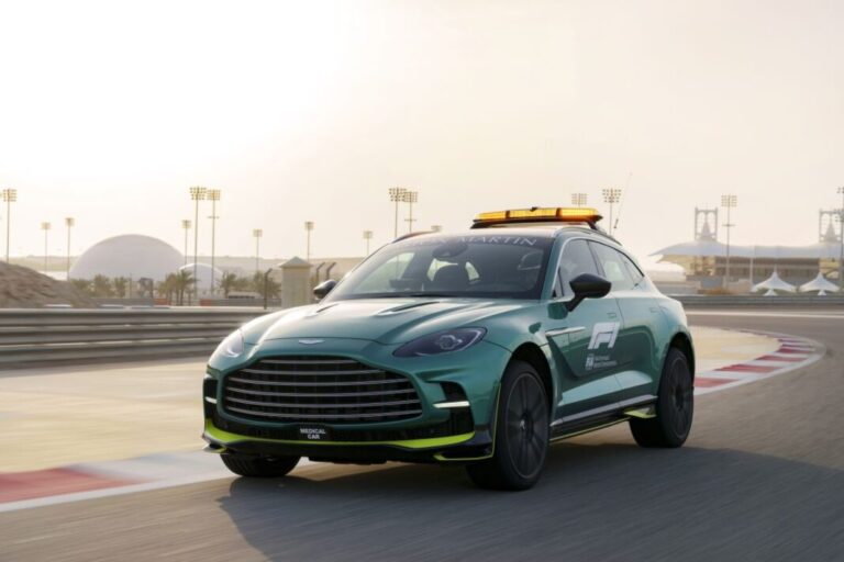 Aston Martin demostrará la potencia del DBX707 en la Fórmula 1, que comienza en Bahrein este domingo