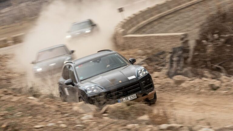 Porsche dió a conocer donde construirá la primera generación del Cayenne EV