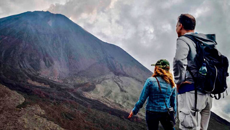 La ruta de volcanes más espectacular de Latinoamérica