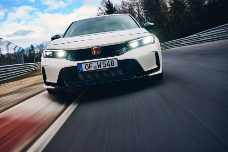 El nuevo Honda Civic Type R logra un nuevo récord de vuelta en el circuito de Nürburgring