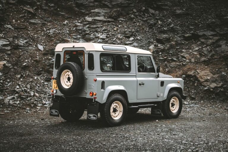 Land Rover Classic revela su primer Defender de edición limitada