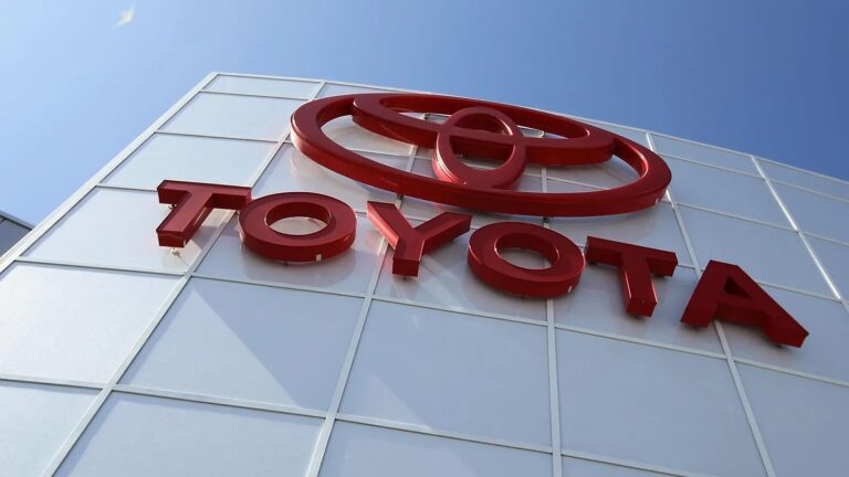 Toyota rompe su récord histórico en ventas y producción a nivel global