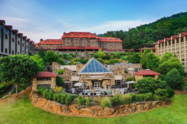 5 hoteles festivos en EE.UU. que hacen aún más mágica la temporada navideña
