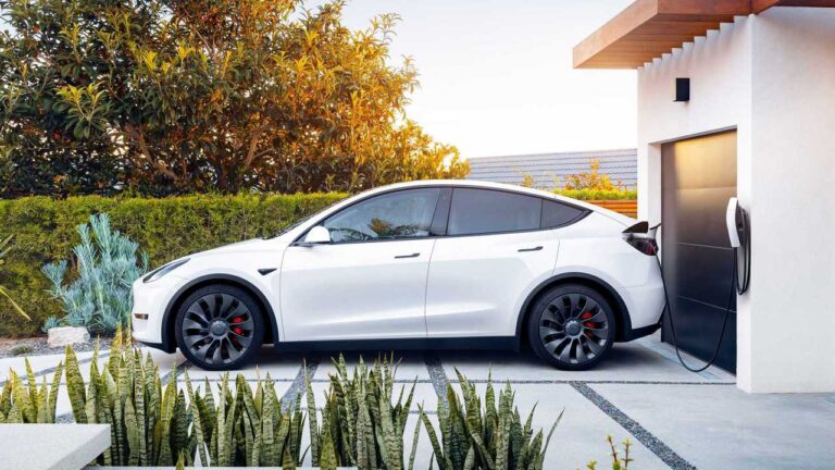 ¿Cuáles fueron las 10 Marcas de automóviles más valiosas del 2023?