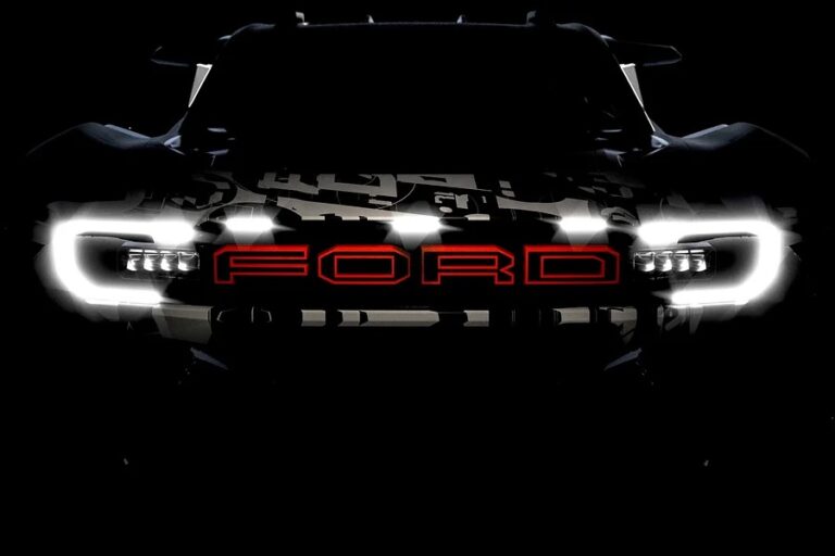 Ford participará en el Rally Dakar del 2025 con un camión de carreras Raptor