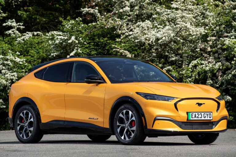 10 de los mejores autos eléctricos con tracción trasera