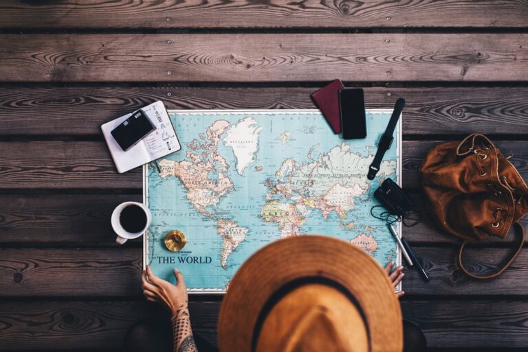 ¿Quieres viajar a tiempo completo? Estos son 7 aspectos clave que debes tener en cuenta
