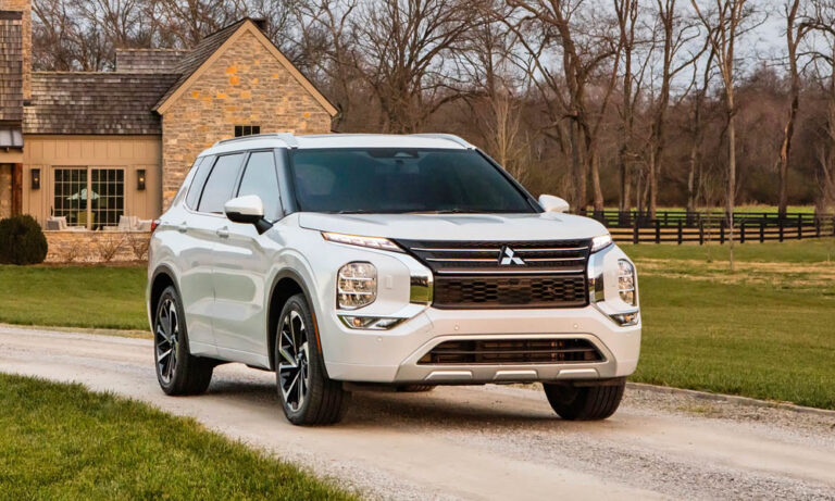 Los 10 mejores SUV del 2024 que puedes comprar por menos de 30.000 dólares