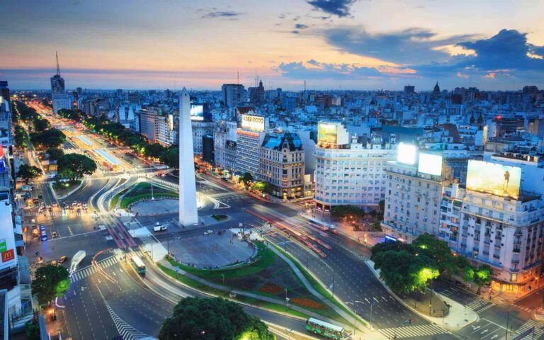 Los mejores destinos para visitar en marzo del 2024