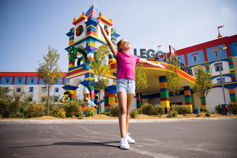 21 parques de atracciones en EE. UU. que reabrieron o reabrirán en Marzo