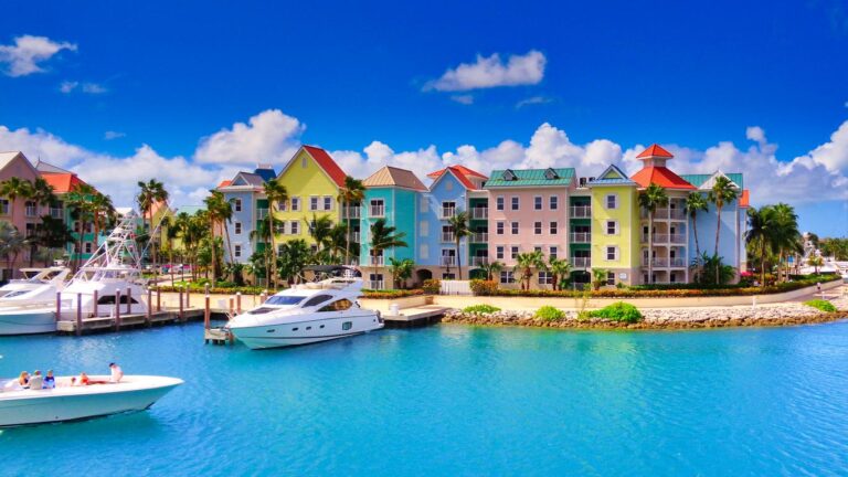 Explorando el Caribe: Los 5 Destinos Más Paradisíacos para tus Próximas Vacaciones