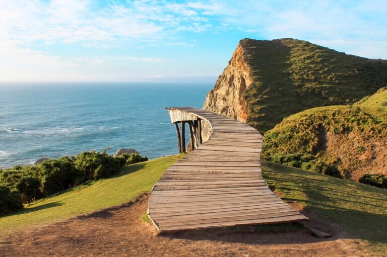 Los Tesoros Ocultos de Latinoamérica: 5 Destinos que Debes Visitar