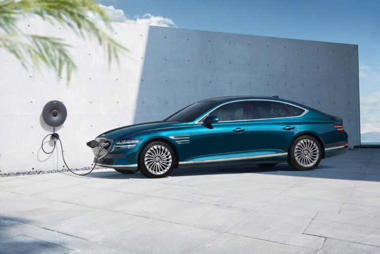 Los Mejores Autos y SUV Genesis del 2024 y 2025