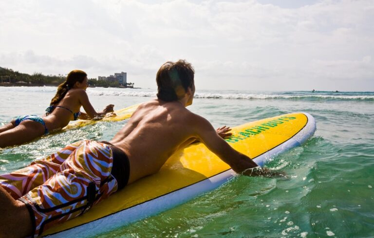 Los 7 mejores destinos de EE.UU. para los amantes del surf