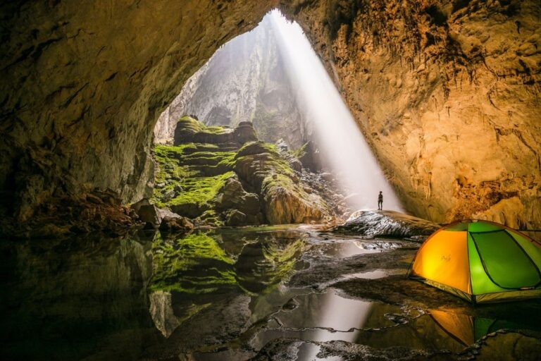 Catedrales de la Naturaleza: Las Cuevas Más Impresionantes del Mundo
