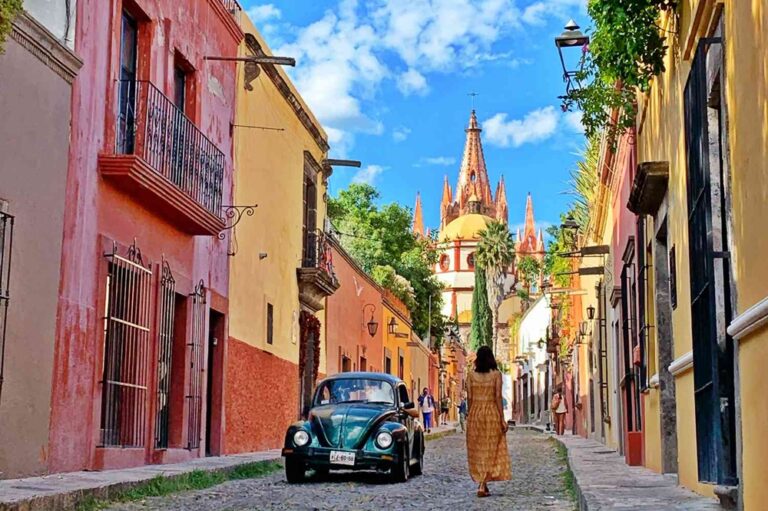 Las 5 Ciudades Coloniales de México que te Harán Viajar en el Tiempo