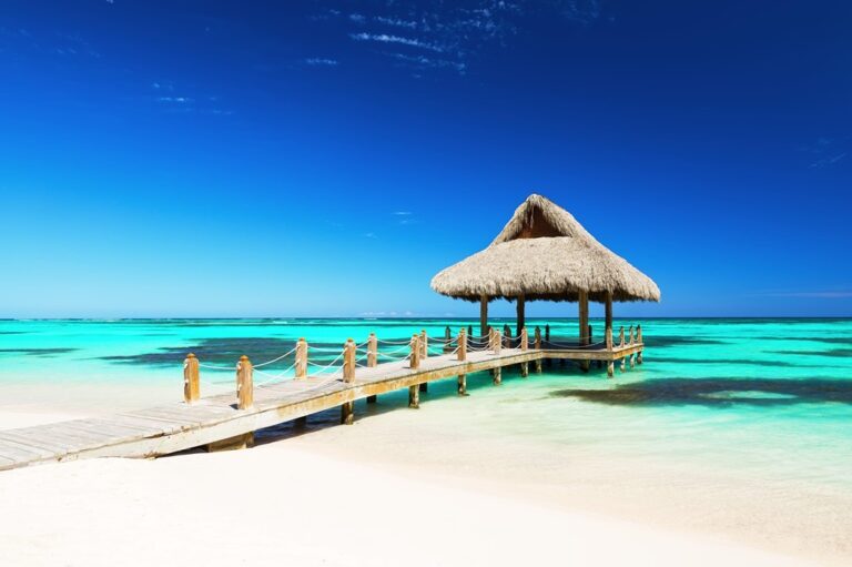 Las 7 Islas del Caribe con las Mejores Playas de Arena Blanca