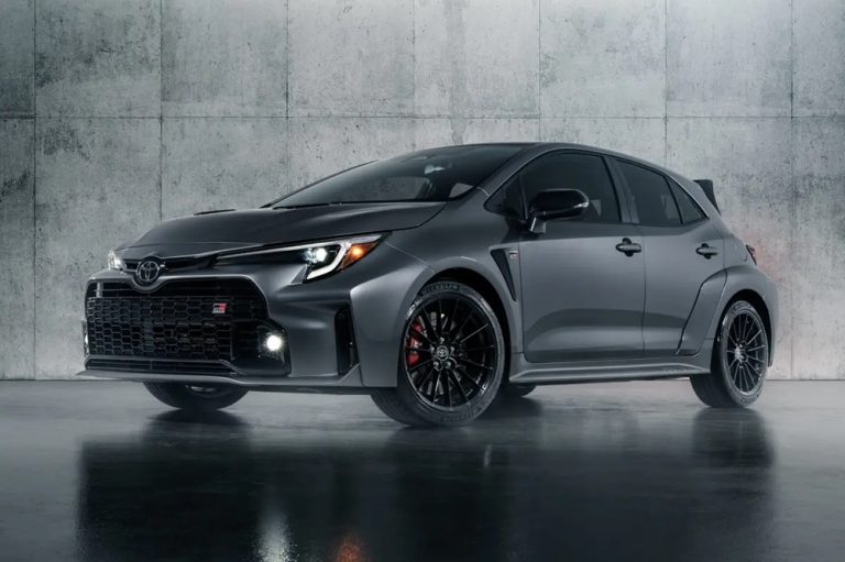 ¿Cuáles son los autos que esconden detalles tan raros que pocos notan en el 2025?