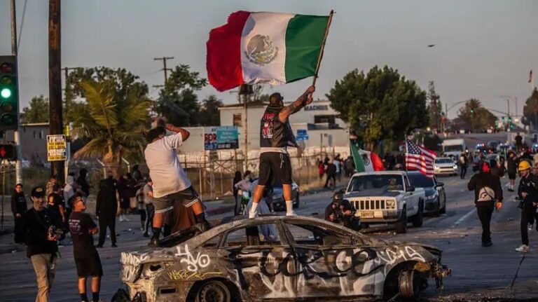 Los 5 países que advierten a sus ciudadanos sobre viajar a EE.UU. por protestas contra ICE