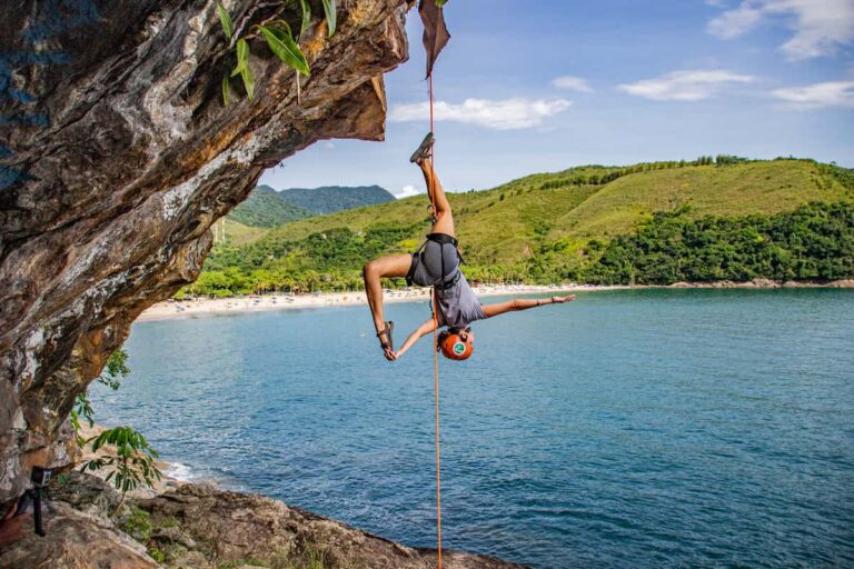 ¿Qué 5 playas de Brasil ofrecen las mejores experiencias de surf para principiantes?